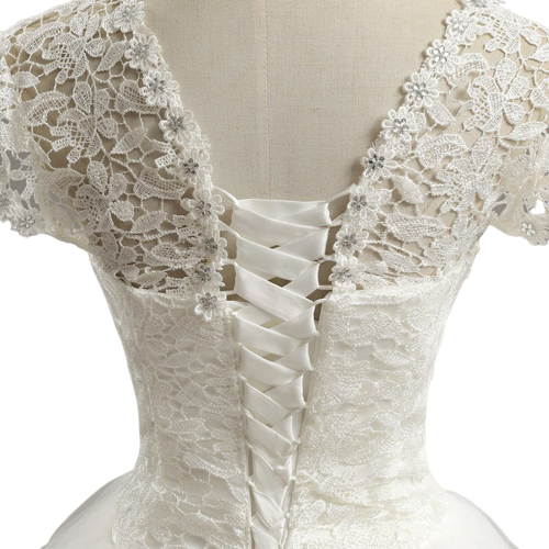 Robe De Mariée Courte Découpe Princesse