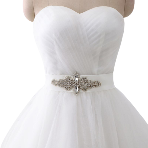 Une Robe De Mariée Blanche Princesse